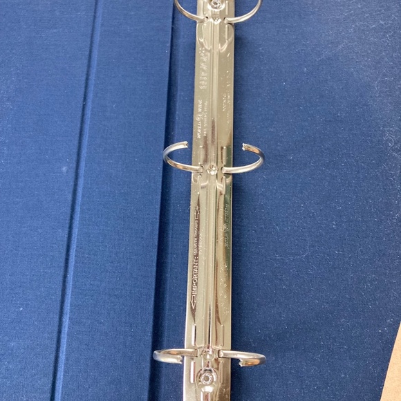 3 ring photo/scrapbook binder - Picture 8 of 9